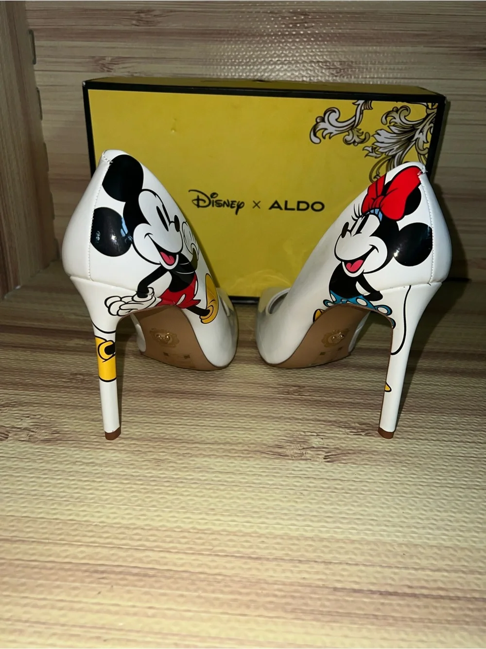 Womens Aldo Disney 100 Mickey & Minnie White Stiletto Heels Size 9 Usa (EU 40)